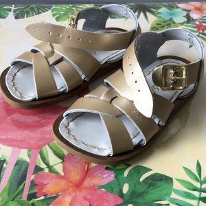 Toddler/walker, Gold, Salt Water sandals